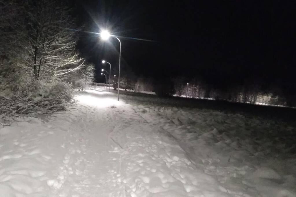 Nowoczesne Mieszkanie Blisko Natury I Sklepu Biedronka Karpacz Eksteriør billede